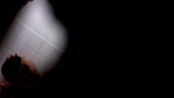 പ്ലഗ്ഡ് ബേബ് വിക്കി വിക്‌സൻ തന്റെ കുണ്ണയെ അവളുടെ കഴുതയിൽ പിടിക്കാൻ ആഗ്രഹിക്കുന്നു