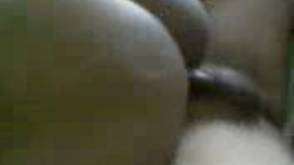 സെക്‌സി അടിവസ്‌ത്രത്തിലുള്ള ഓൾ-നാച്ചുറൽ പെന്നി പാക്‌സിന് ജോണിയുടെ വലിയ ഫാലസ് ലഭിക്കുന്നു